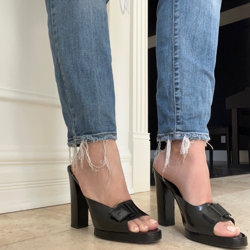Gucci Black Scarpa Aperta Pelle Heels